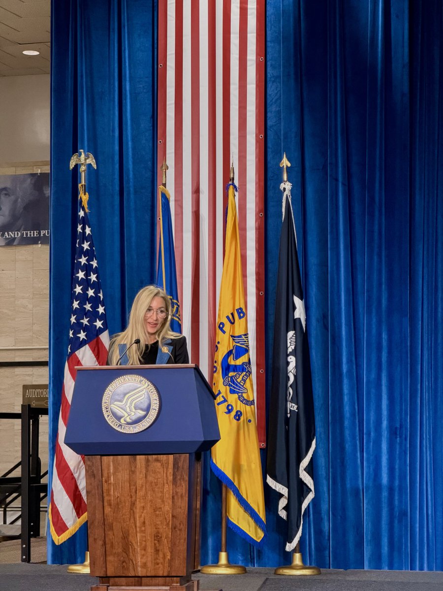 Surgeon_General's tweet photo. This week at @HHSGov, I had the honor of providing remarks at U.S. Public Health Service Nutrition Seminar, where officers came together for a nutrition symposium focused on one of the nation’s most pressing public health challenges: the rising burden of nutrition-related chronic disease.

The seminar gave officers an opportunity to strengthen their understanding of nutrition science, the evidence behind dietary guidance, and practical approaches to improving health across the populations and communities they serve.

Equipping the Commissioned Corps with current, evidence-based nutrition knowledge can help translate science into prevention—supporting healthier lives and reducing the burden of chronic disease.