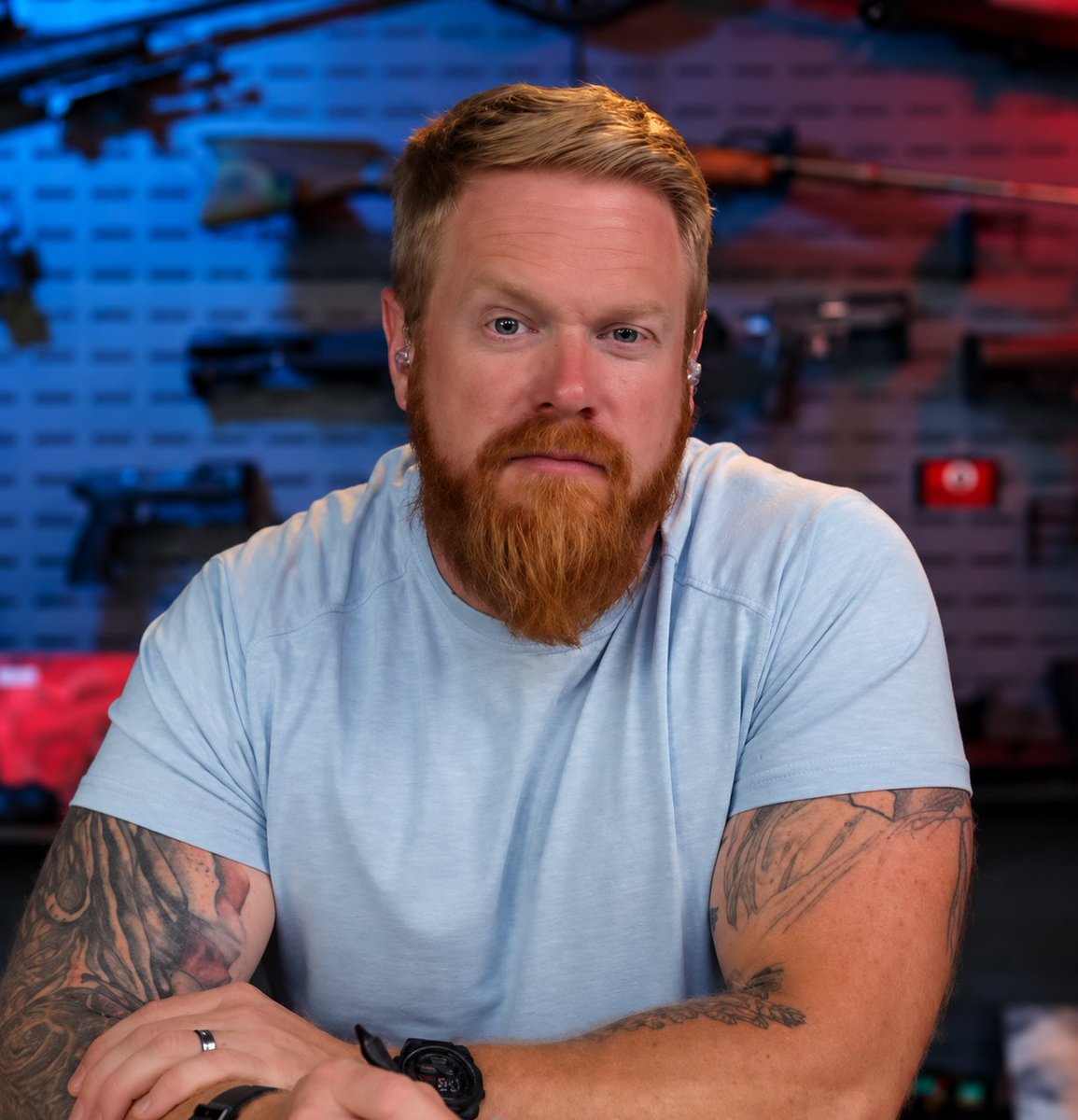 Channel404News's tweet photo. Alright folks! We're doing a full DONNIE DEEP DIVE on this grifting pos @paramounttactcl on Sunday night! 

Even at first glance at this "warriors" past, he's just another online "Christian" who is actually just a clout goblin with no actual morals or values (unless you have followers).

Tried to give him the benefit of the doubt but he chose to follow Hambly's trail of smears, all because he doesn't realize Jer's Rumble streams are 90% bots. That 2 million sub channel is actually down 89% and gets VAST majority of it's views from STOLEN shorts now! LOL

Should have done your research Gary! Hope it was worth it!