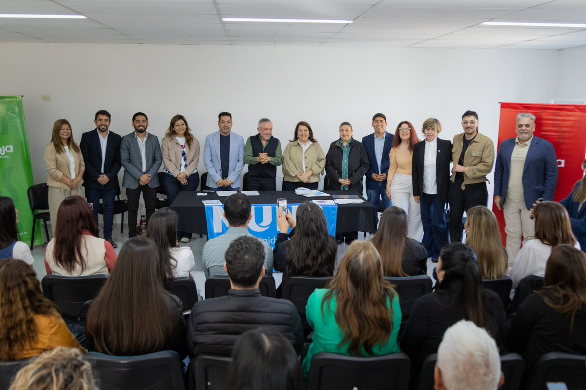 turcomenem's tweet photo. Ayer en Capital compartimos una jornada de trabajo con quienes todos los días están cerca de nuestras niñas, niños y adolescentes.

Estos encuentros nos permiten poner en común experiencias, reconocer los desafíos que aparecen en cada comunidad y pensar nuevas herramientas para acompañar ese trabajo.

Con el programa MUNA vamos a seguir estando cerca, escuchando y trabajando junto a los municipios para fortalecer lo que hacemos por nuestras infancias.

@UNICEFargentina @defensoria_nnya @LrDesarrollo @Munilarioja