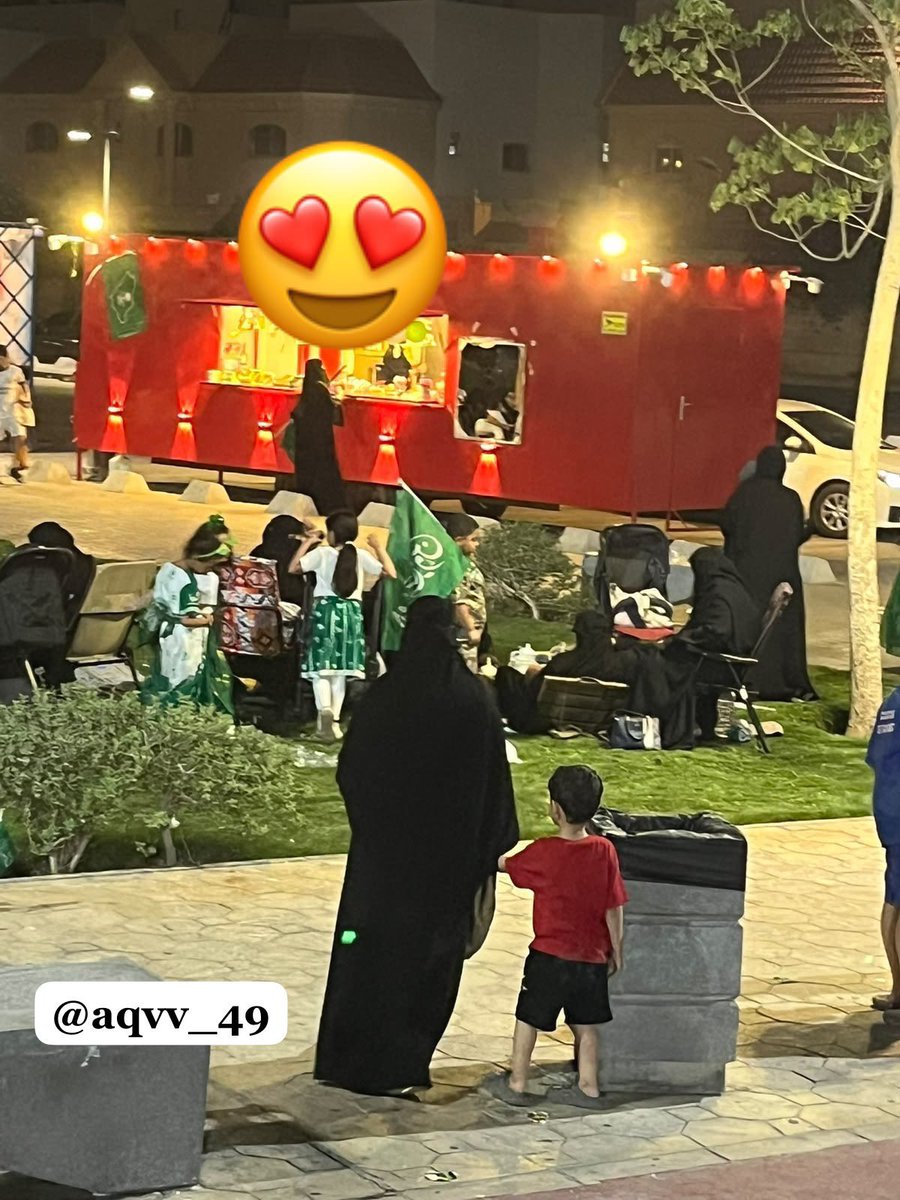 aqvv_49's tweet photo. @tazeez_org #جمعية_تعزيز_قدرات_الشباب_والنشء

دام عزك يا وطن 💚🇸🇦

@a24_ah 

تصويري للاحتفال في الحديقة https://t.co/LQVZtf4ALl