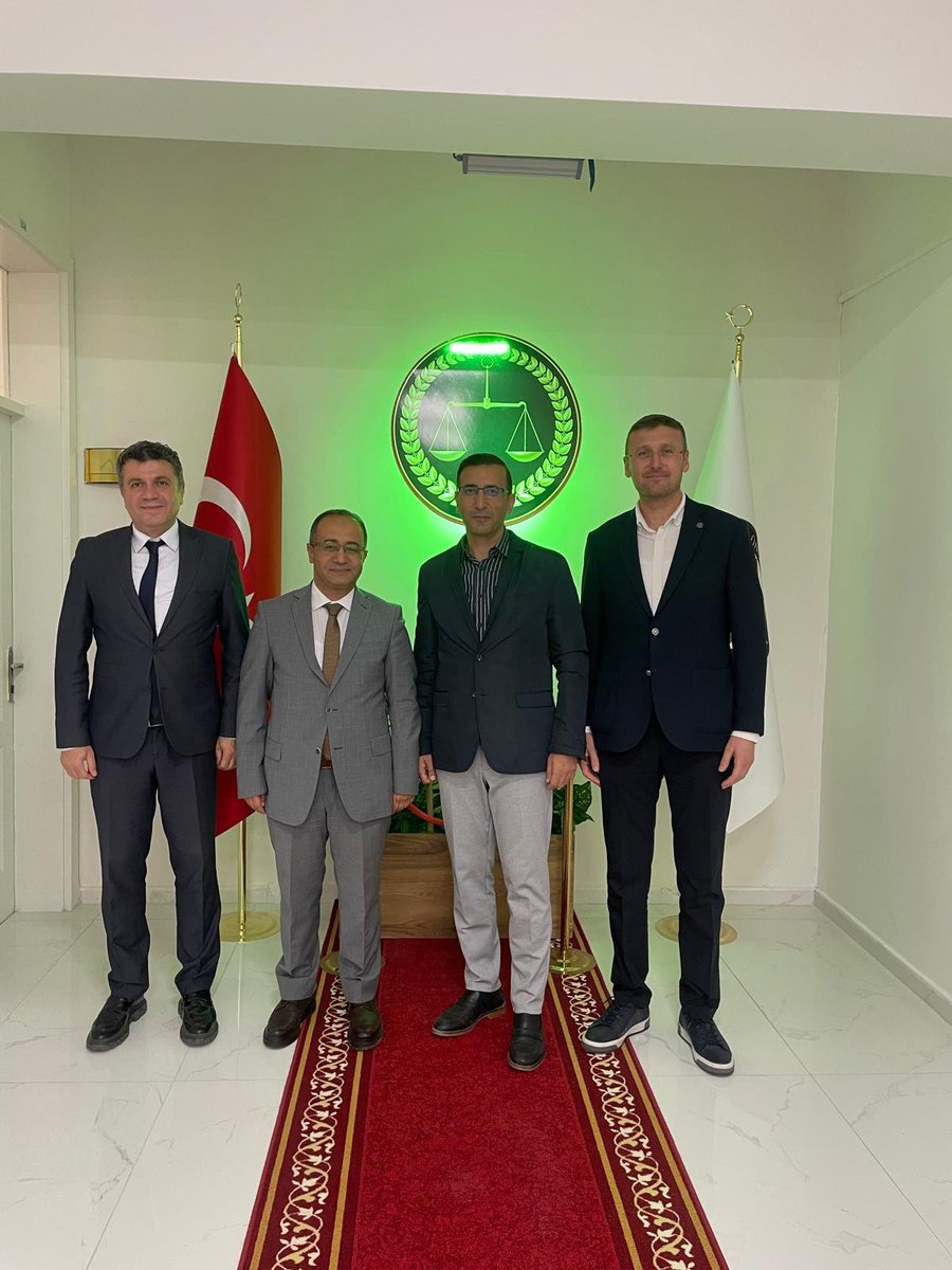 SiVASDSM's tweet photo. Sivas Denetimli Serbestlik Müdürlüğü tarafından, Sivas Cumhuriyet Üniversitesi Hukuk Fakültesi ziyaret edilerek Fakülte Dekanı Prof. Dr. Fatih Ertugay ile görüşme gerçekleştirildi. https://t.co/5mYsbH4NvF