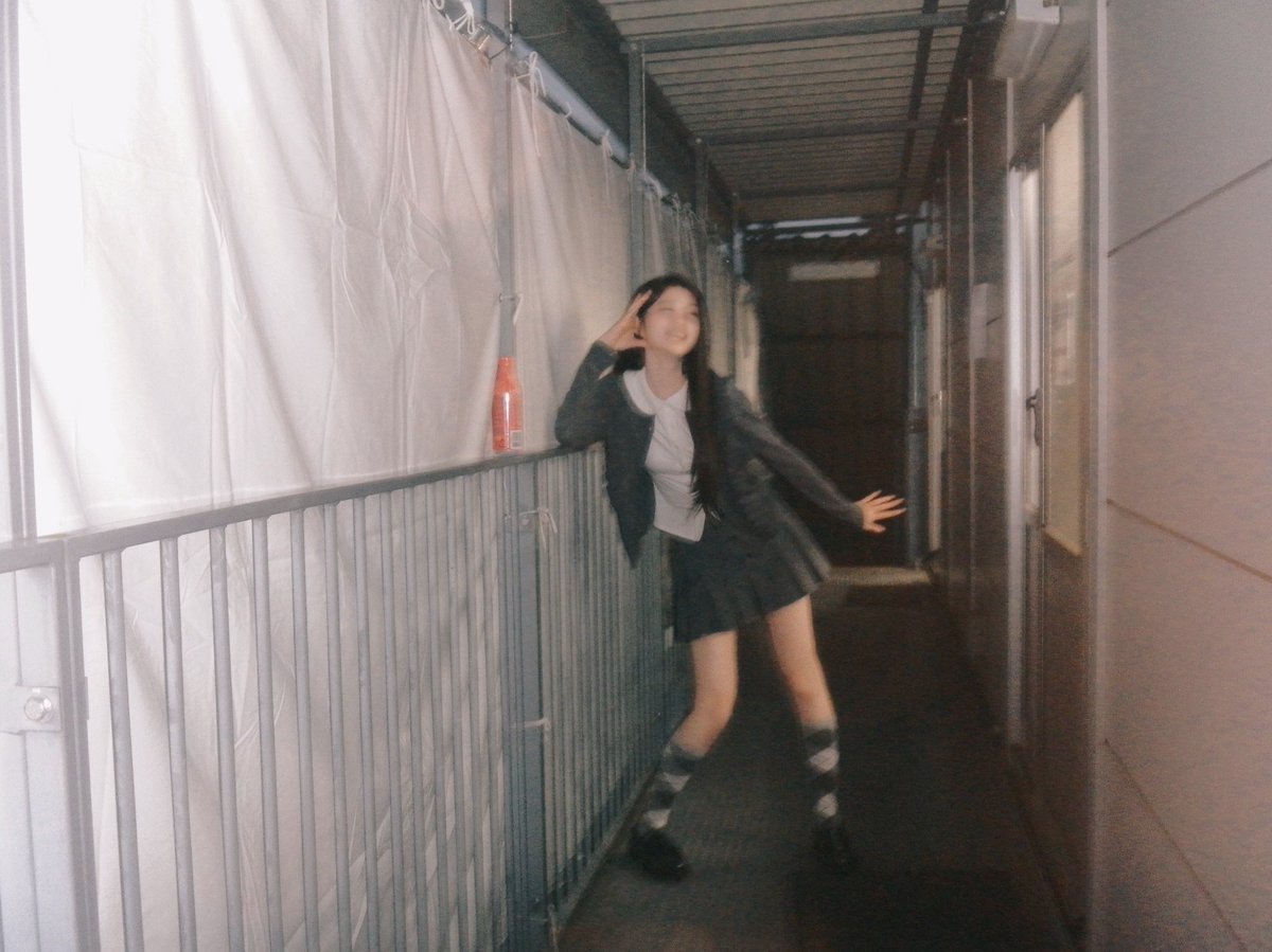 rohryuna's tweet photo. Feeling  so  blissful  and  embracing  a  fun,  carefree  energy  today!  Leaning  against  the  railing  with  a  big  smile,  outfit  complete  with  cute  pleated  skirt  and  knee-high  socks  for  the  ultimate  whimsical  vibe  💫🧸✨ https://t.co/5sxLEjiAn1