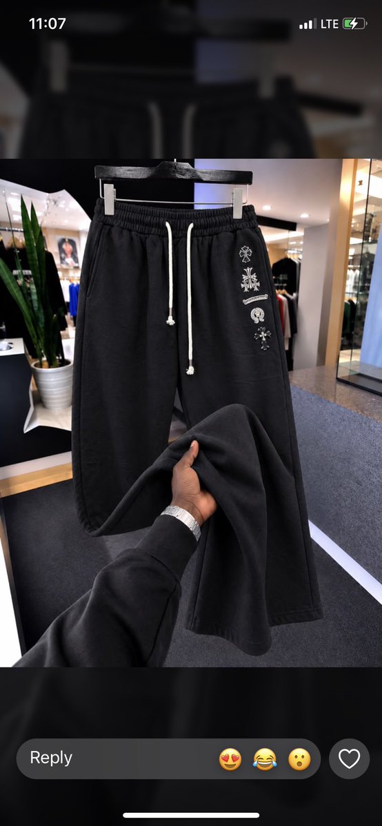 Denenro113290's tweet photo. Luxury Baggi joggers 

Dm please I need customer and followers am not a scam https://t.co/8GNdSYepx2