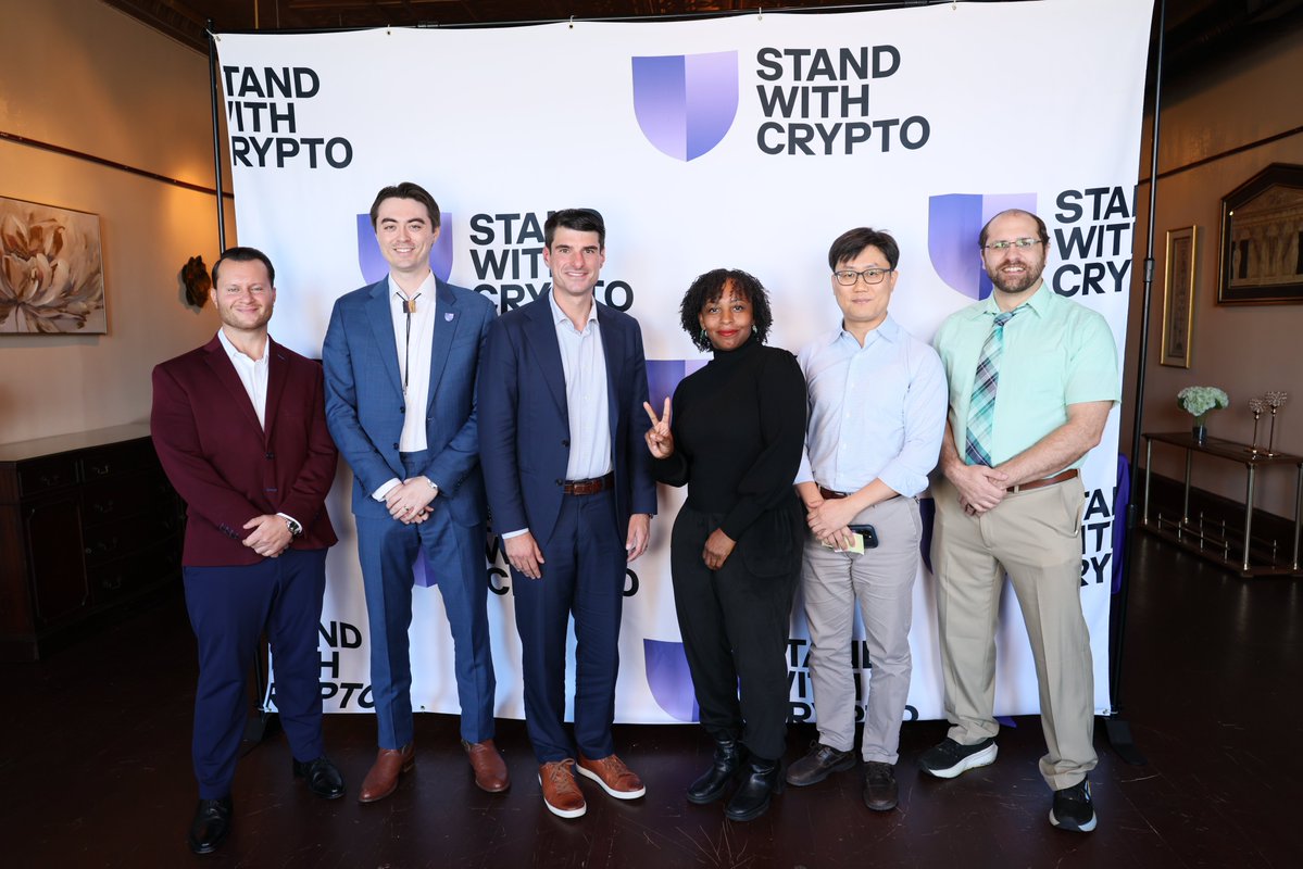 standwithcrypto's tweet photo. This week, On the Block pulled up a chair in Scranton🛡️

Thank you to Congressman @RepBresnahan and everyone who joined On the Block for a real conversation about how crypto can help Pennsylvania's small businesses and working families.

A Stand With Crypto Community Roundtable. https://t.co/c3RMDS4hum