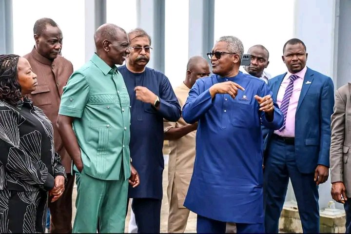 Onzere8's tweet photo. President Ruto has arrived in Lagos, Nigeria for a tour of billionaire Aliko Dangote’s mega oil refinery plant. https://t.co/IJtYmdqAuU