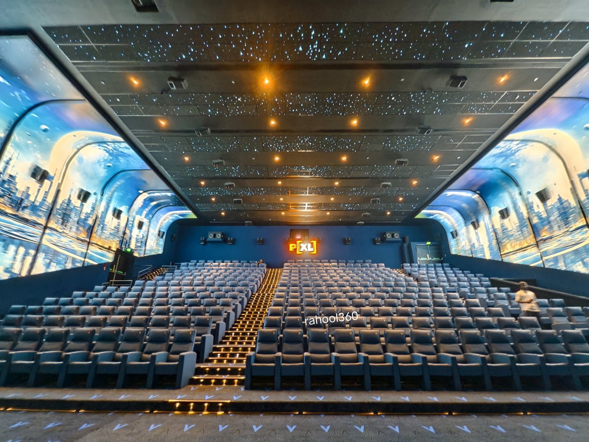 KochiFirst's tweet photo. More images of Kerala's LARGEST, India's 10th LARGEST &amp; India's 2nd Blue #PXL that has opened at @LuLuGroup_India Mymoon multiplex in #Kochi ❣️

IMAX with Laser, 2P[XL]s (flat &amp; large scope), Transparent LED, 4DX, Reald3D, Dolby (upcoming). Kochi 📈
What's next?
@_PVRCinemas https://t.co/pVxhCzKVBu