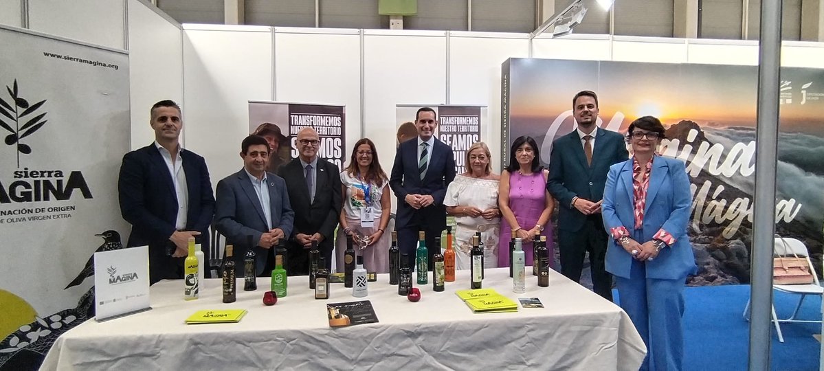 DOSierraMagina's tweet photo. Nuestros aoves están presentes este fin de semana en la Feria de Turismo Interior Tierra Adentro, en @FERIASJAEN dentro del stand de @sierraMagina, junto con toda la info turística de la comarca de Sierra Mágina https://t.co/0LrrtkBcI2