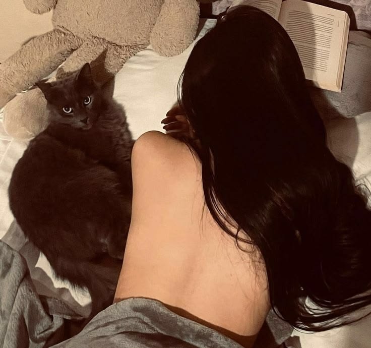 dsrSHERINA's tweet photo. ⠀ ⠀ ⠀⠀

Hari-hari bobonya ditemenin Blacky. 🖤⠀ ⠀ ⠀ https://t.co/4qRDWykRyx