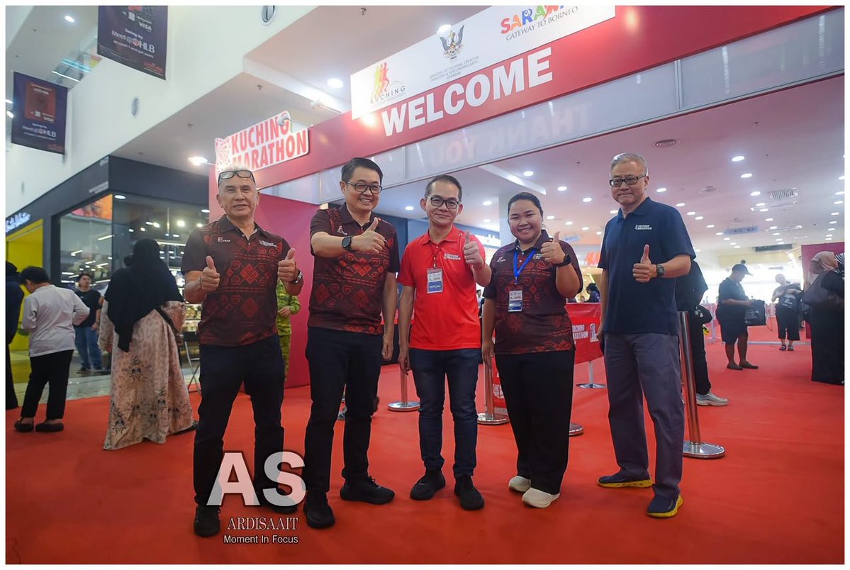 MarathonKuching's tweet photo. KM2026 Race Pack Collection @plazamerdeka 
26 September 2026 10am-8pm
27 September 2026  10am - 12pm
#TogetherLetsruncatcity #KM2026 #sarawakkuching https://t.co/EdeQOBgU6T