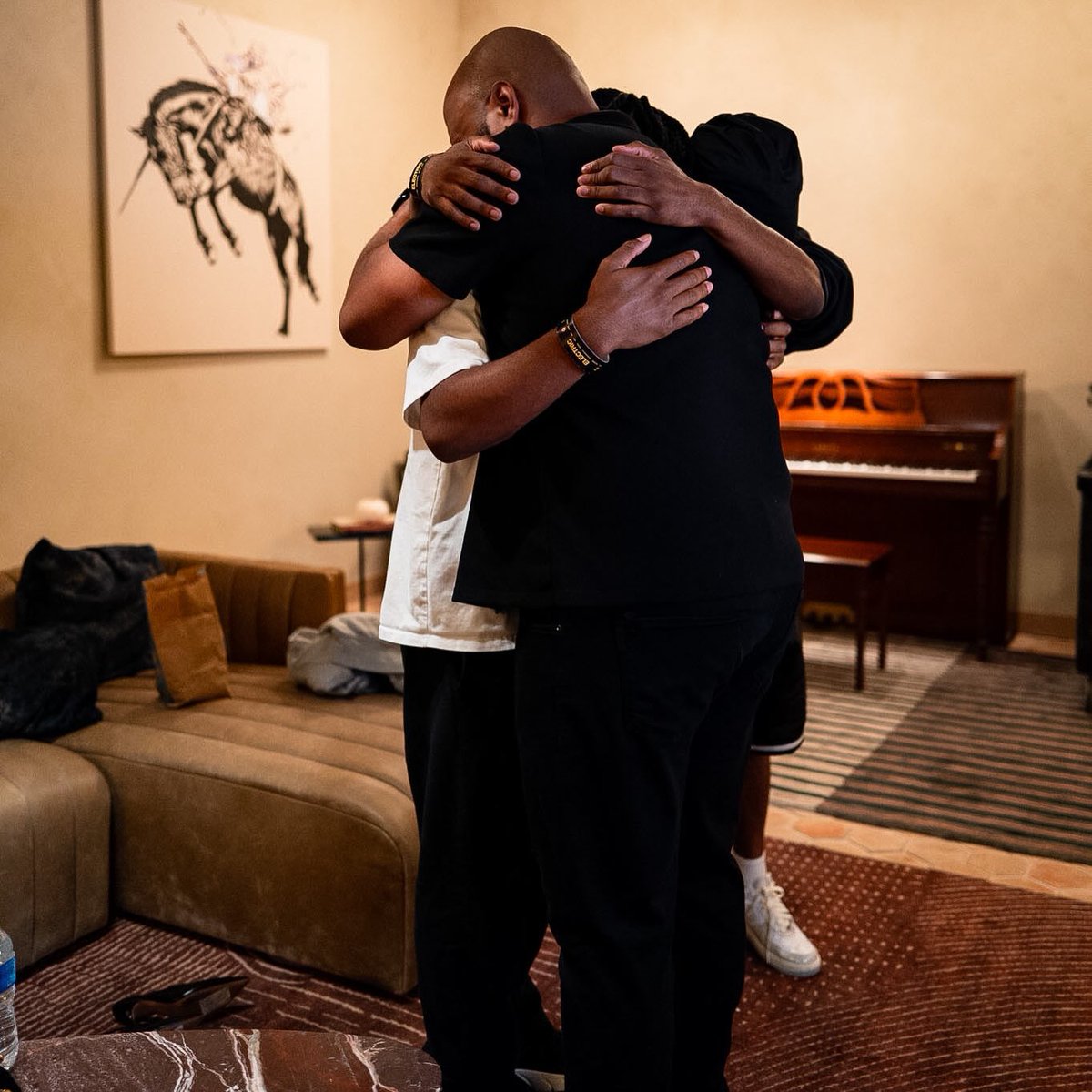 KevOnStage's tweet photo. I shot my first special last night.  Grief Sucks. https://t.co/OcuHjR8PhG