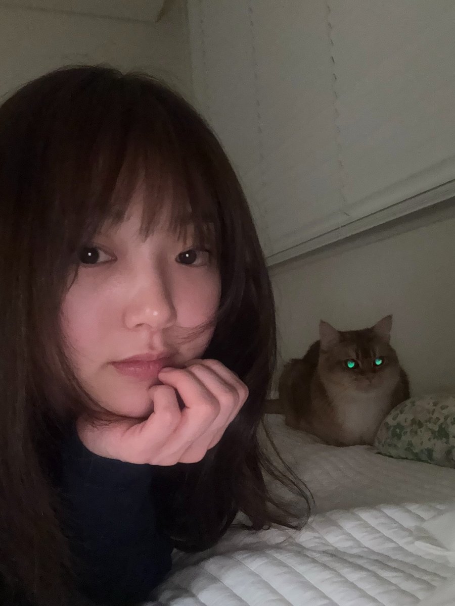 hyeppyjun's tweet photo. hyejun with dotori https://t.co/v4ts5Fem4B