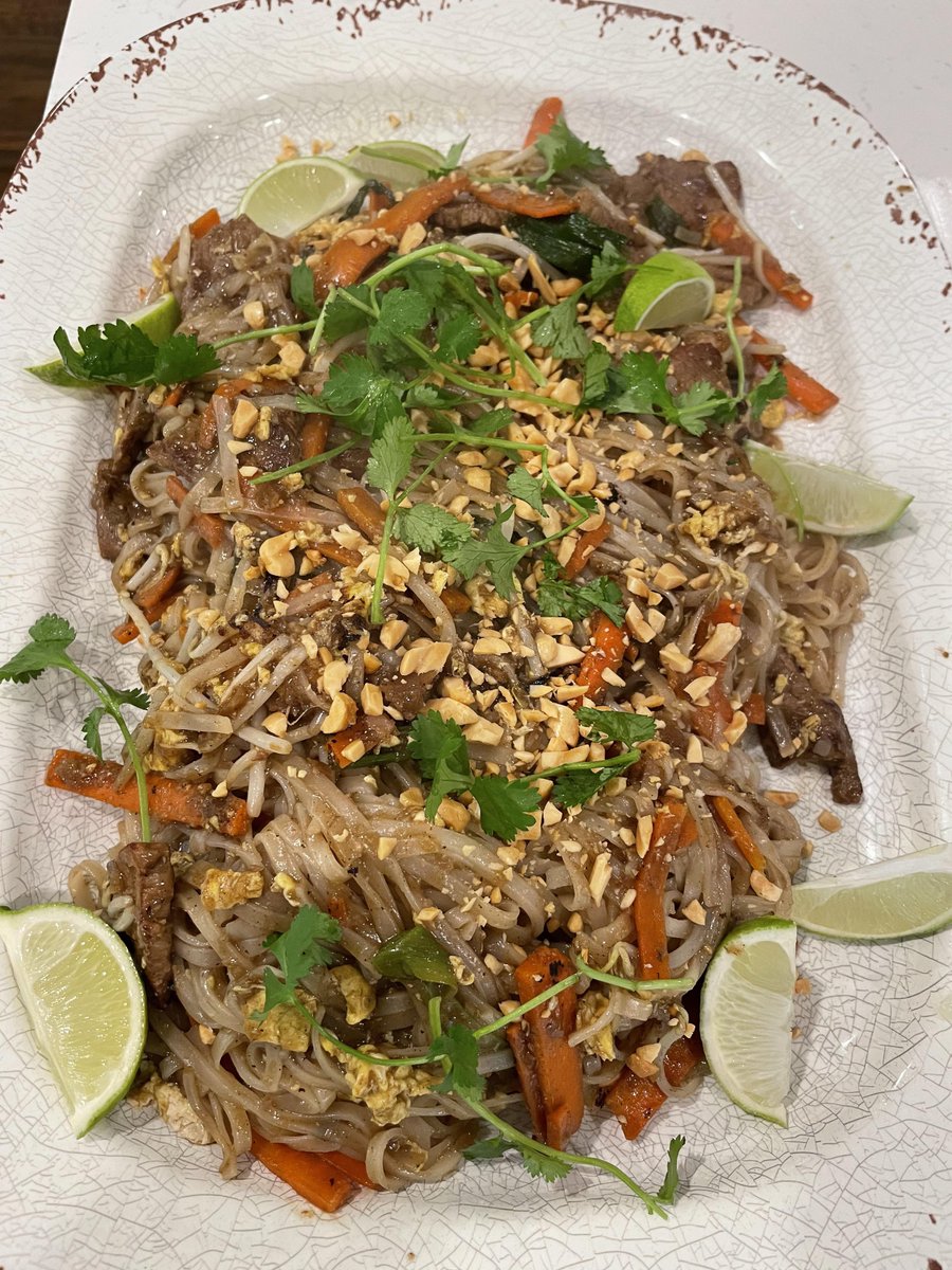 FoodPleaser's tweet photo. Pad Thai https://t.co/NiVadjjAKN