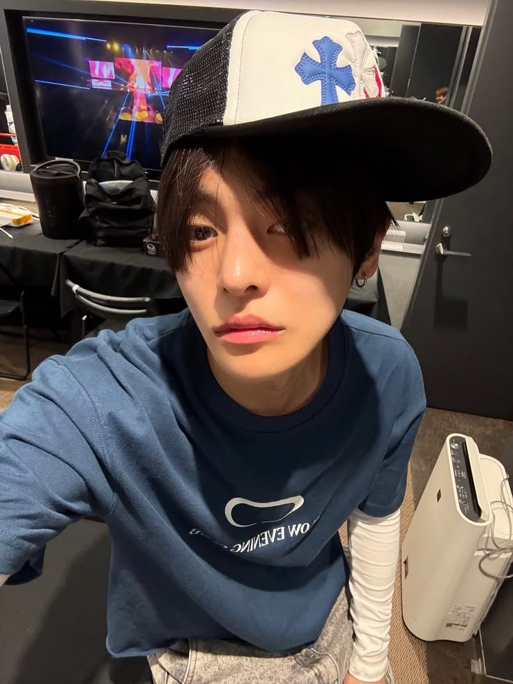 JollyousMogu's tweet photo. P ngobrol sama Babang Mogu. https://t.co/V6RpRlPwSW