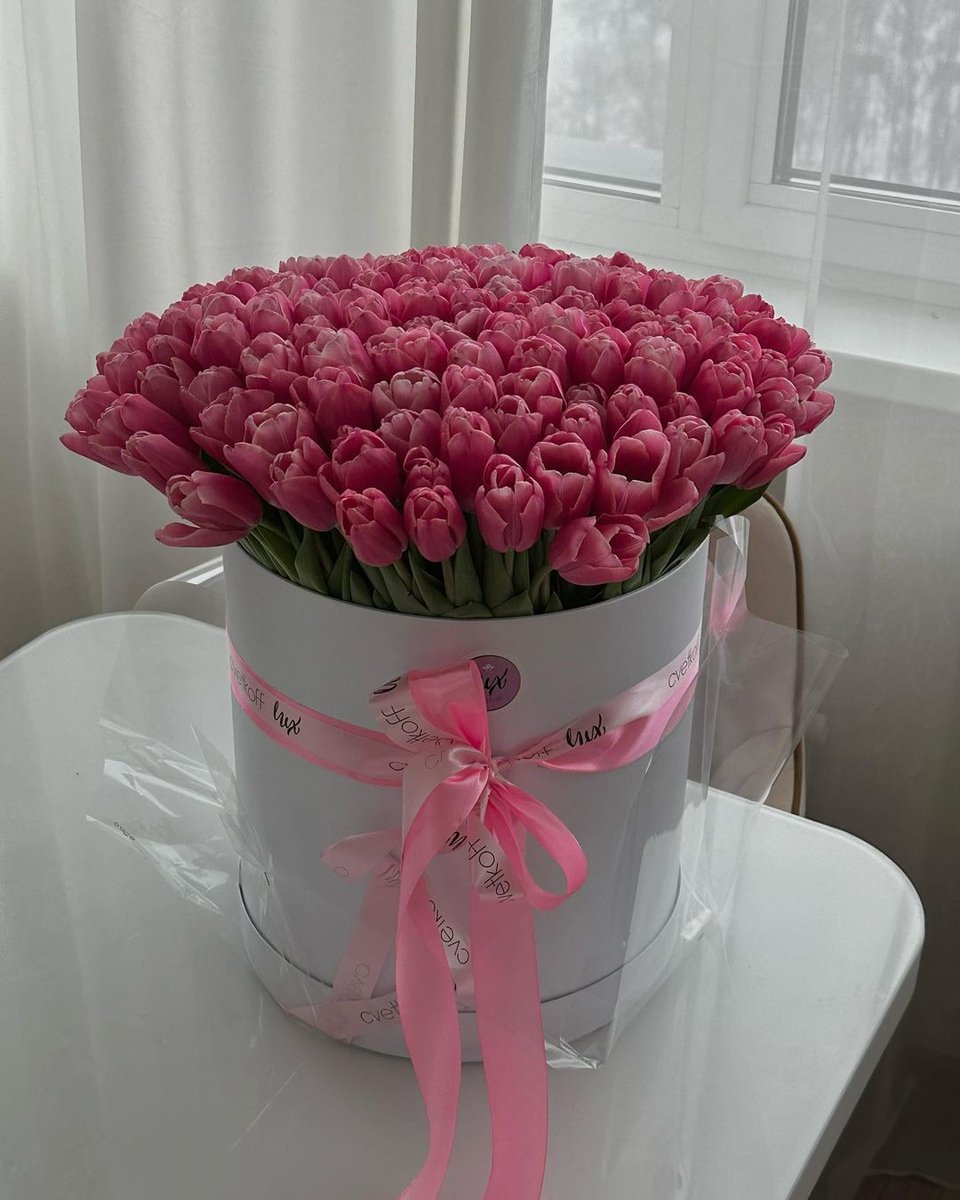 diyasingh05's tweet photo. Pink perfection 🌸💗✨
These blooms are pure happiness grateful for the pretty surprise.
#PinkBouquet #FlowerLove #BouquetVibes #Grateful https://t.co/pebLAe7hng