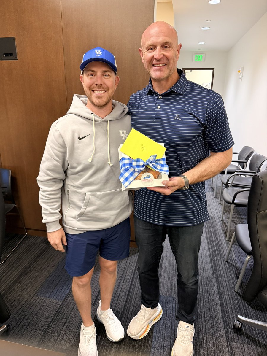 slax0's tweet photo. Celebrating two amazing guys today in @CoachWillStein and @colecubelic! Happy birthday, Coach and Cole! The ONLY way to party effectively is with a @SissyCakesKY. #duh 🎉🎁🎂 https://t.co/KVHbbBhCi8