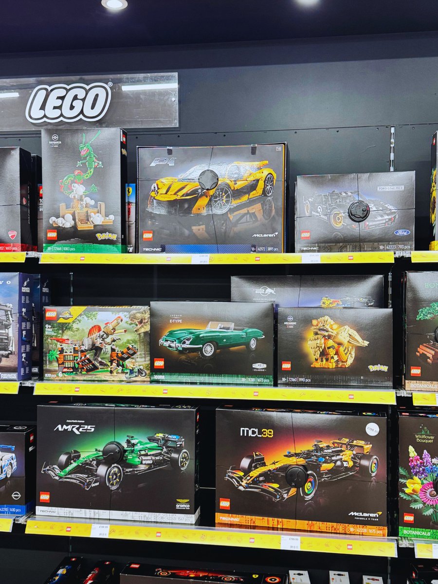 LizzetteScsu's tweet photo. Just when you thought your LEGO collection was complete... A fresh batch of new sets has arrived in-store, ready to tempt collectors, builders and anyone who’s “just having a look. https://t.co/DDT3wgueNT
