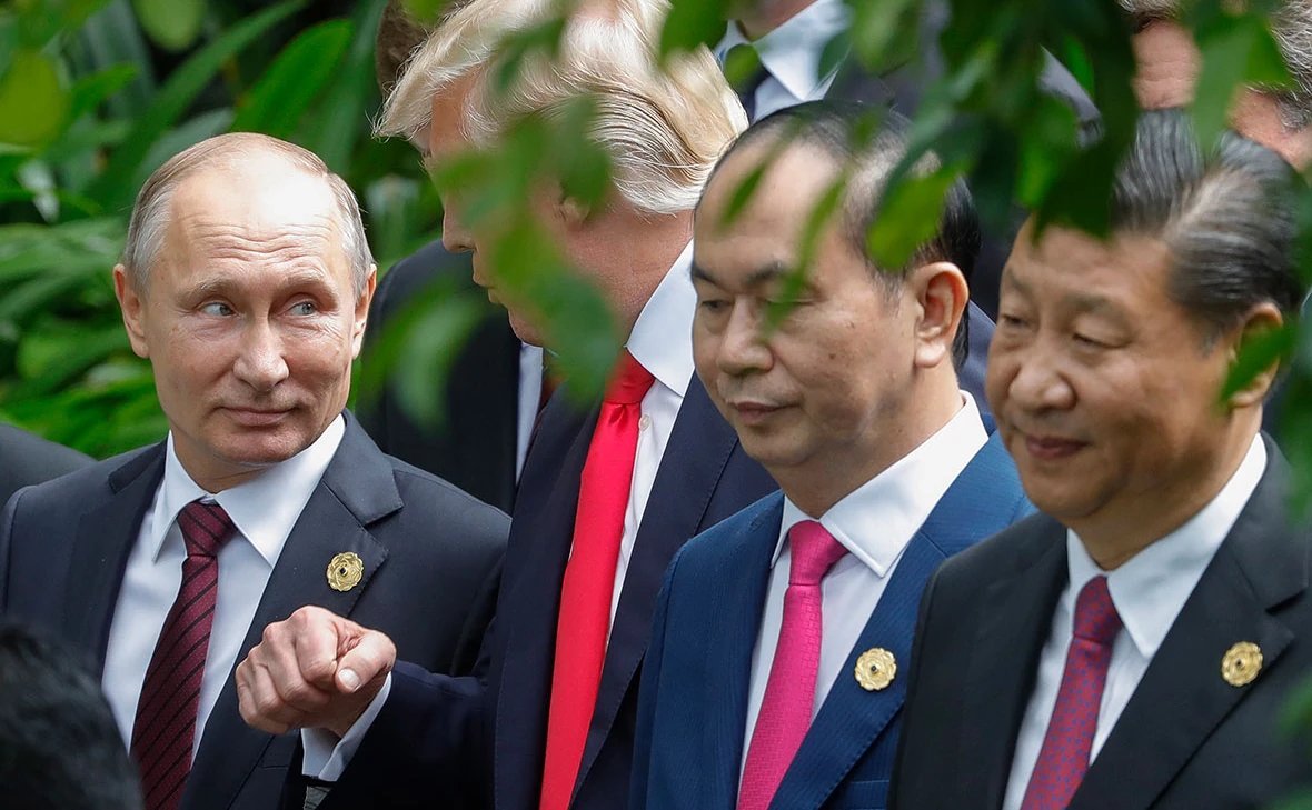 TheFomology's tweet photo. TRUMP TO ATTEND APEC IN CHINA AS PUTIN–XI–TRUMP MEETING IS DISCUSSED

U.S. President Donald Trump has confirmed plans to attend the APEC summit in Shenzhen, China, on November 18–19.
Trump and Russian President Vladimir Putin have also discussed the possibility of a trilateral meeting with Chinese President Xi Jinping on the sidelines of the summit, according to the Kremlin.