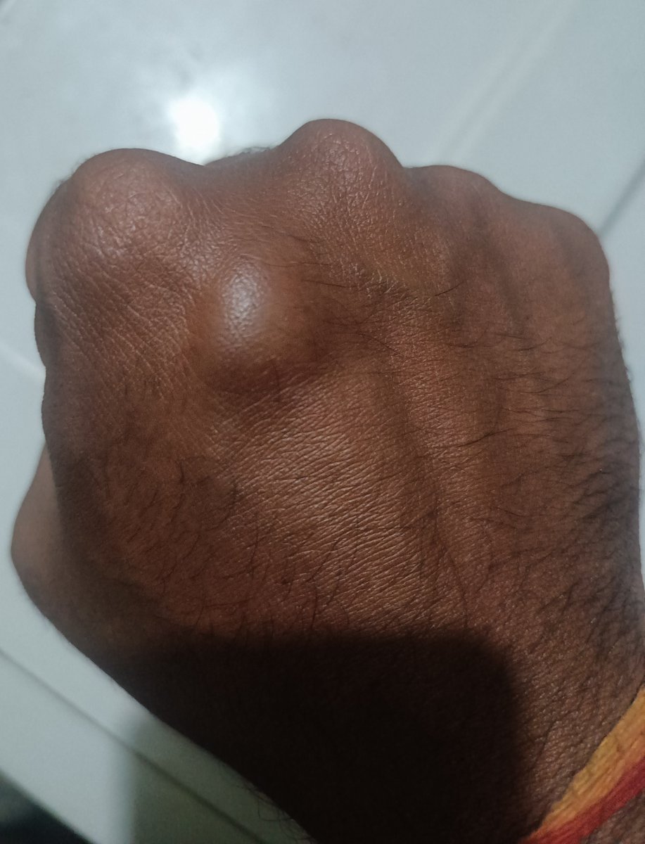 swranx__'s tweet photo. domaa kudithe intala vaachindi endira😭😭😭 https://t.co/PL9dBtm2Ao