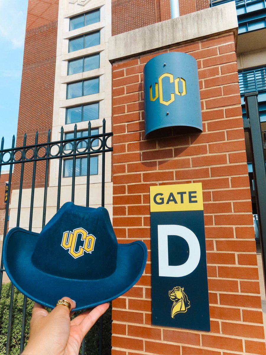 ucoathletics's tweet photo. It’s almost Homecoming Bronchos! First 1,000 fans will receive an exclusive UCO X MidFirst Bank Cowboy hat at tomorrow’s game! 🤠 

@ucobronchofb | @MidFirst x #RollChos https://t.co/SWfsYmcLg0