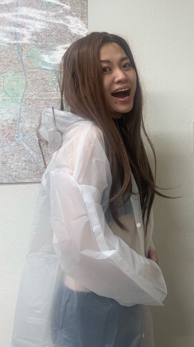 midon_HAMAZUSHI's tweet photo. 【AKINA NIGHT】
みなさまありがとうございました！！！

今回は…
・なんちゃってきらきらアフロ
・瀬戸朝香さん【夏色の永遠】

させて頂きました！！！

中森明菜特集の中なのに
出番を作って下さり感謝すぎます😭

…多くは語りませんが
来月から、もうちょい体重意識しますw

来月のライブは完全に初挑戦ネタ
させてもらいます🙌🙌🙌

とりあえず、シンプルに
明日は
夕方から打ちたいです。

次回は10/30(金)
【ドキッ！女だらけのものまね大会】

予約受付中です🙂‍↕️✨️