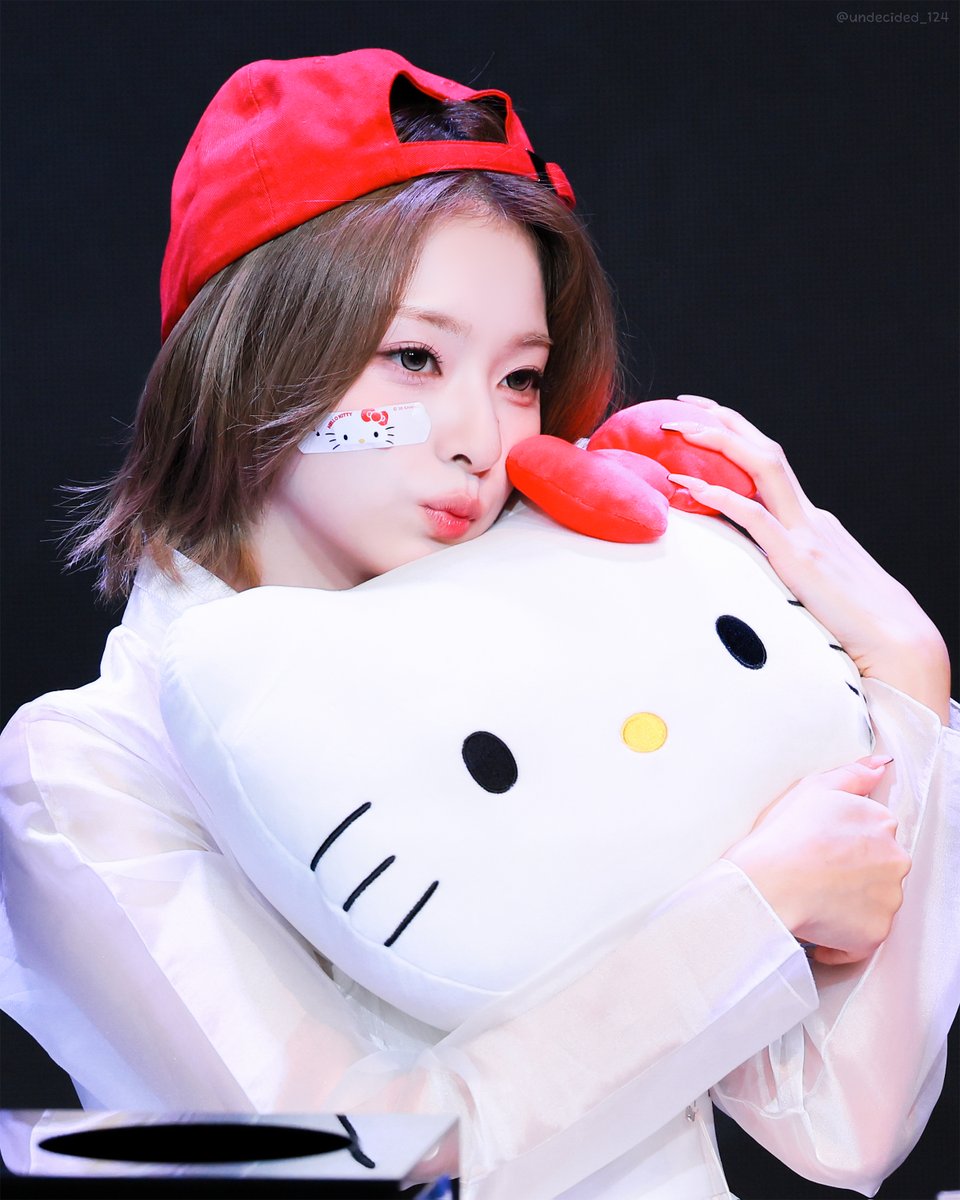 undecided_124's tweet photo. #이나경 #LEENAGYUNG 
#프로미스나인 #fromis_9    

260920 https://t.co/T1Pr9A7uek
