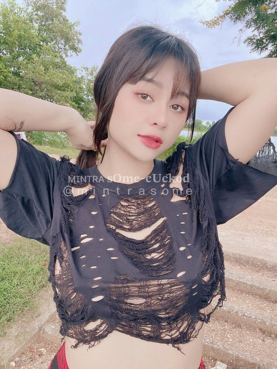 mintrasome's tweet photo. Môi chạm môi cùng em nha💋 https://t.co/ST1wwj0o1L