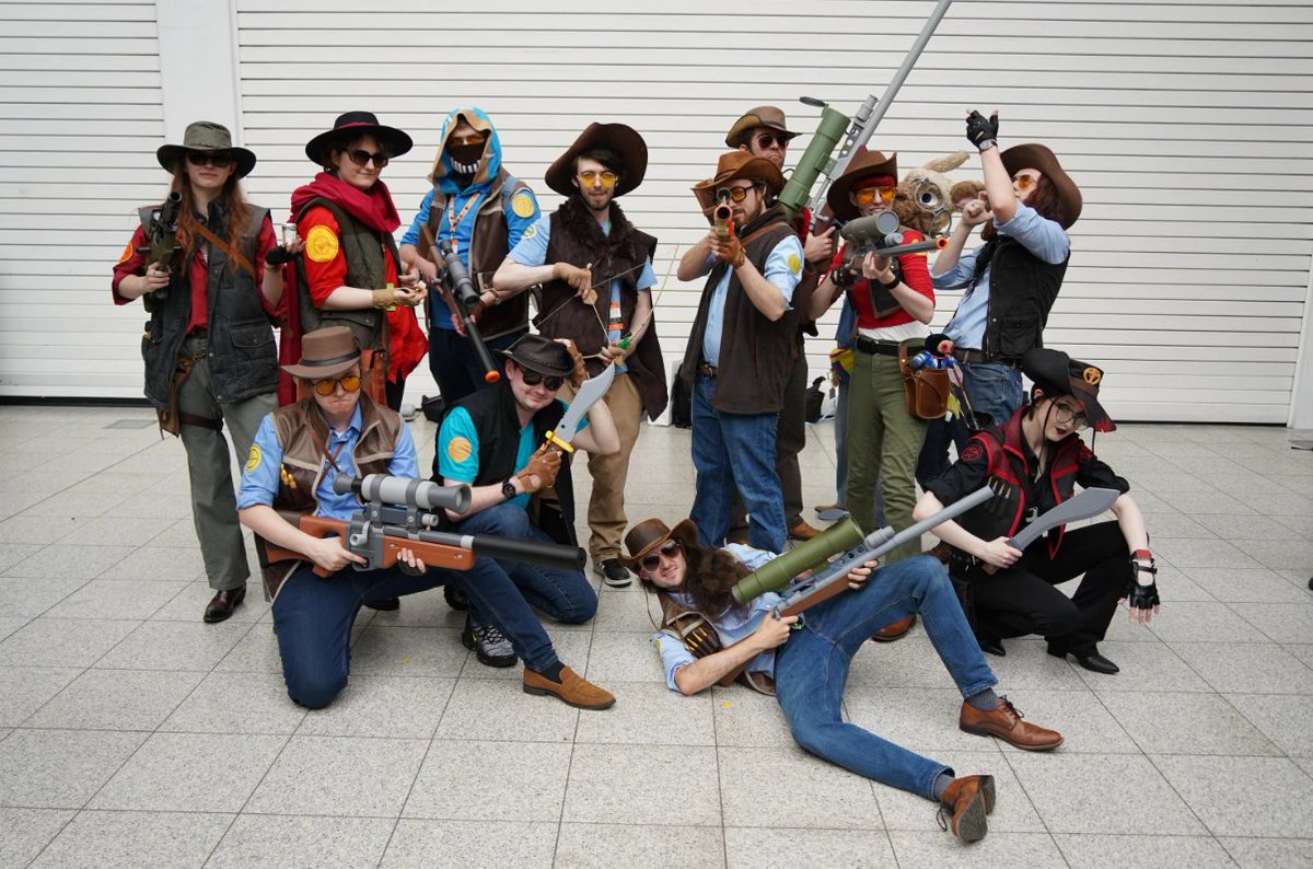 ValveCon's tweet photo. We’ve had some fun themes over the past few years, including side characters, Emesis Blue, Sniper Saturday and even maids 😎 

Looking forward to seeing what you all come up with for our next con, London MCM! https://t.co/wsLBCsODRp