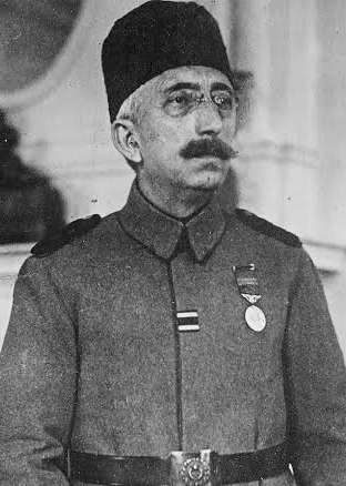 AtaturksWay's tweet photo. The ruler of the dynasty who, thanks to his traditional instincts, foresaw this  fatal course of historical events, declared himself from the very beginning the most bitter enemy of the national struggle. 

Mustafa Kemal Atatürk https://t.co/1rkUDQ42n9