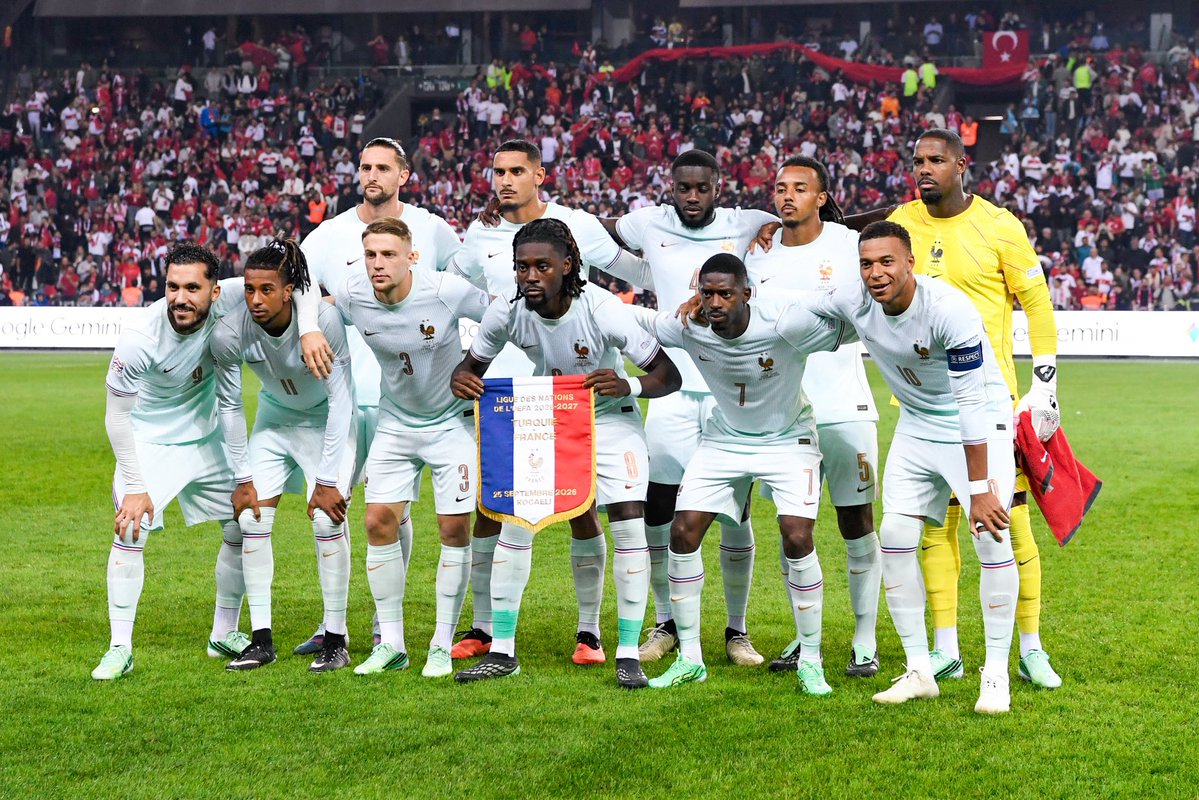 ActuFoot_'s tweet photo. Les notes des Bleus sur @lequipe 🗞️ après Turquie 🇹🇷-🇫🇷 France :

💪7️⃣
MAIGNAN

6️⃣
UPAMECANO
LACROIX 
CHERKI
RABIOT
OLISE

5️⃣ 
KOUNDÉ
TRUFFERT
KONÉ
MBAPPÉ

��4️⃣ 
DEMBÉLÉ https://t.co/M6fQiFGnAe