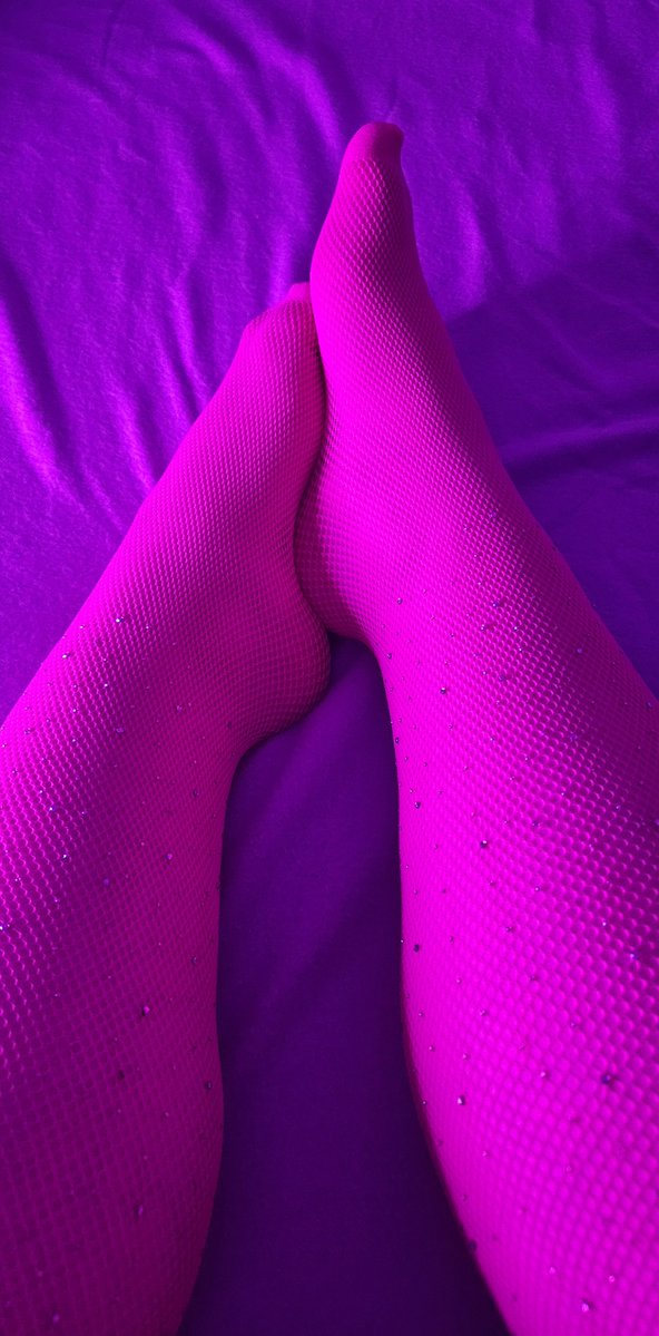 SecretSolesofx's tweet photo. Dive deeper into my World 💗✨️

Link in Bio! ⚡️ https://t.co/fZIUDK9Irm