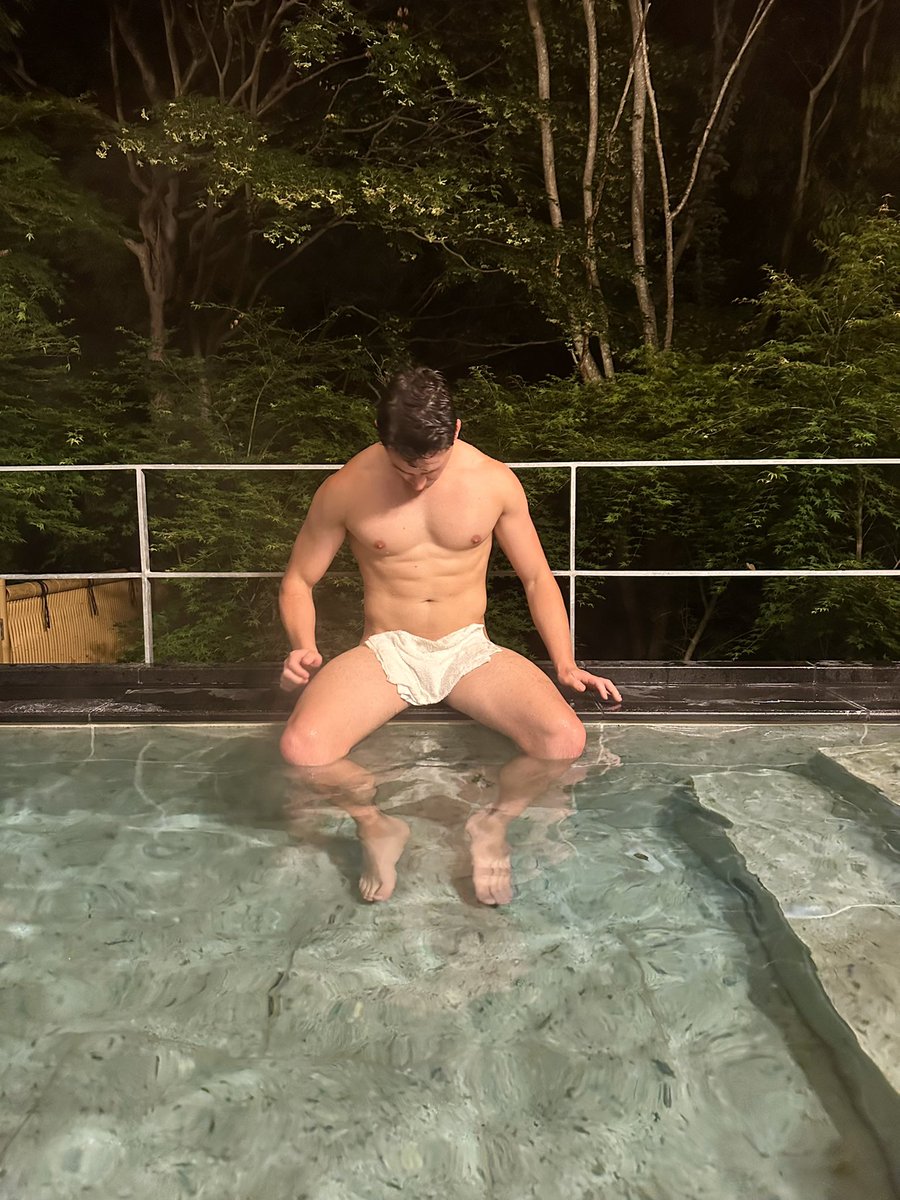 Alexk4mc's tweet photo. 5月の温泉旅行から😇

#トレーニング　#温泉　#筋トレ　#筋トレ垢と繋がりたい https://t.co/atSaMLZKgG