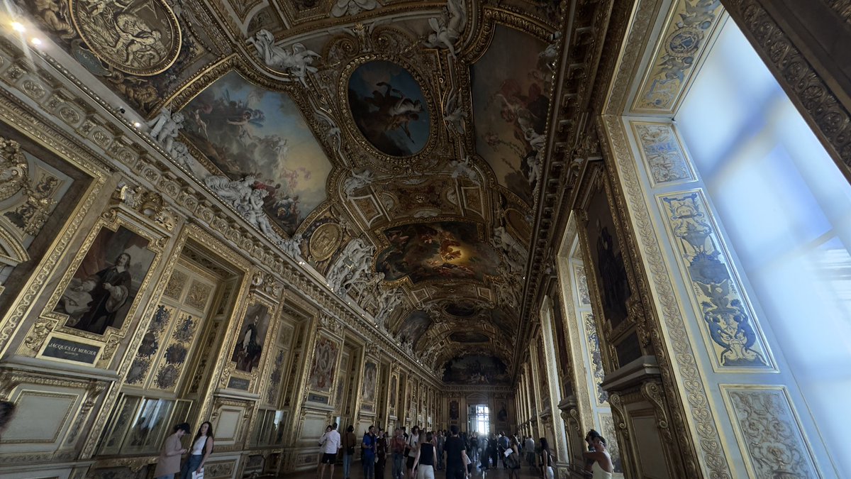 qexizs's tweet photo. Paris was nice https://t.co/QjhbdRf3Tl