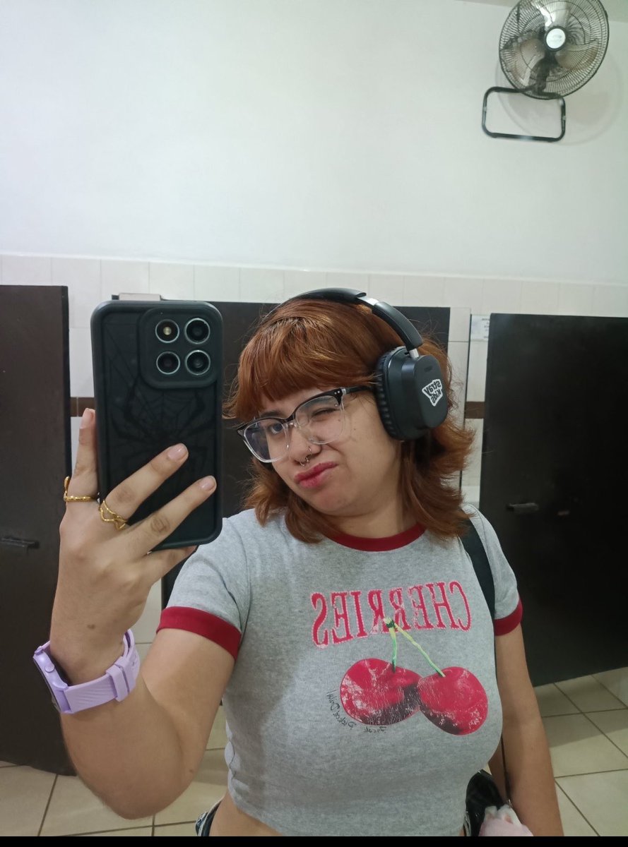 sofideidaduwu's tweet photo. Comienzo a ver un patrón en los haters de bts… https://t.co/cagFDbyXft