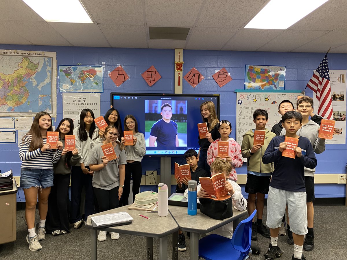 Jayyanginspires's tweet photo. My old middle school teacher just sent me this picture...

I think I might cry 🥲 https://t.co/lAMALhpNFK