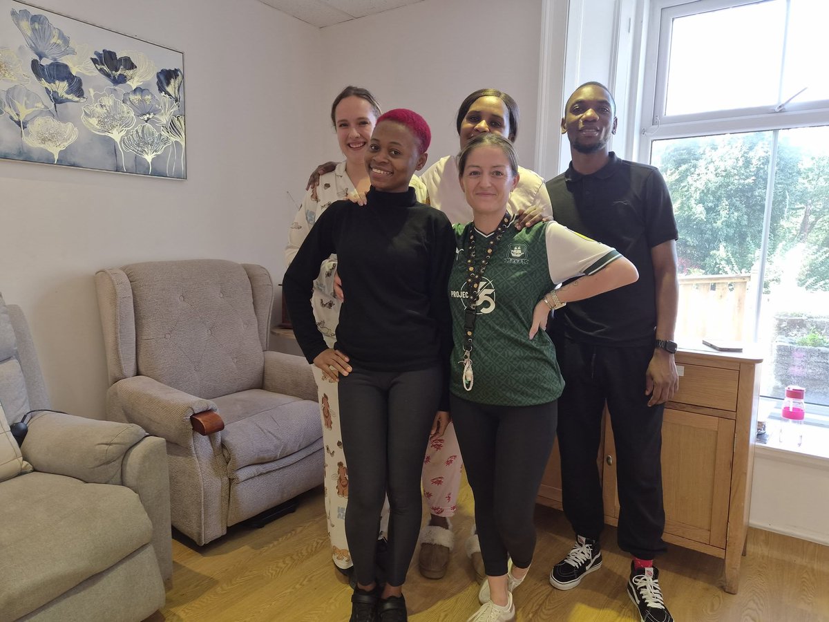 RedmountResHome's tweet photo. Today we celebrated @macmillancancer. Some of our staff and residents wore green, while others donned their pyjamas. We had a fantastic day and raised some important funds for a very worthy charity #MacmillanCancerSupport #Charity #Fundraising https://t.co/f9eHUoFBaK