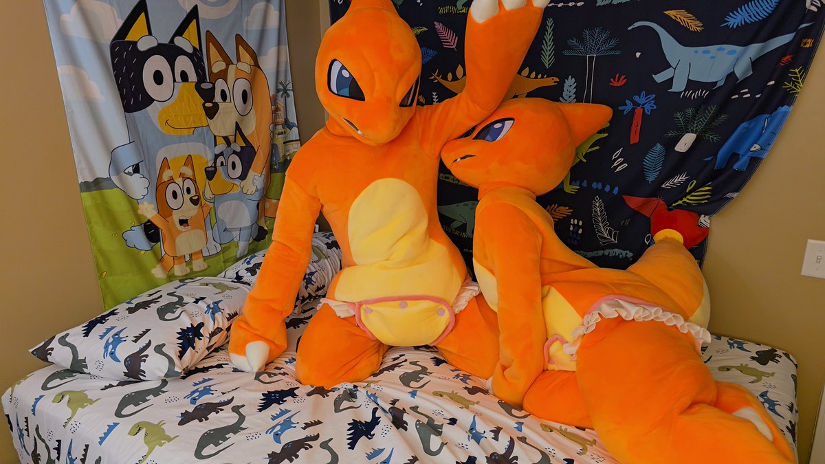CharCharDuo's tweet photo. I just can't help myself around him, he smells so good, like powder and campfire. I'd be his sweatrag any day.

#CharChar #abdl #abdlfurry #babyfur #diaperfur https://t.co/vFs34yweYk