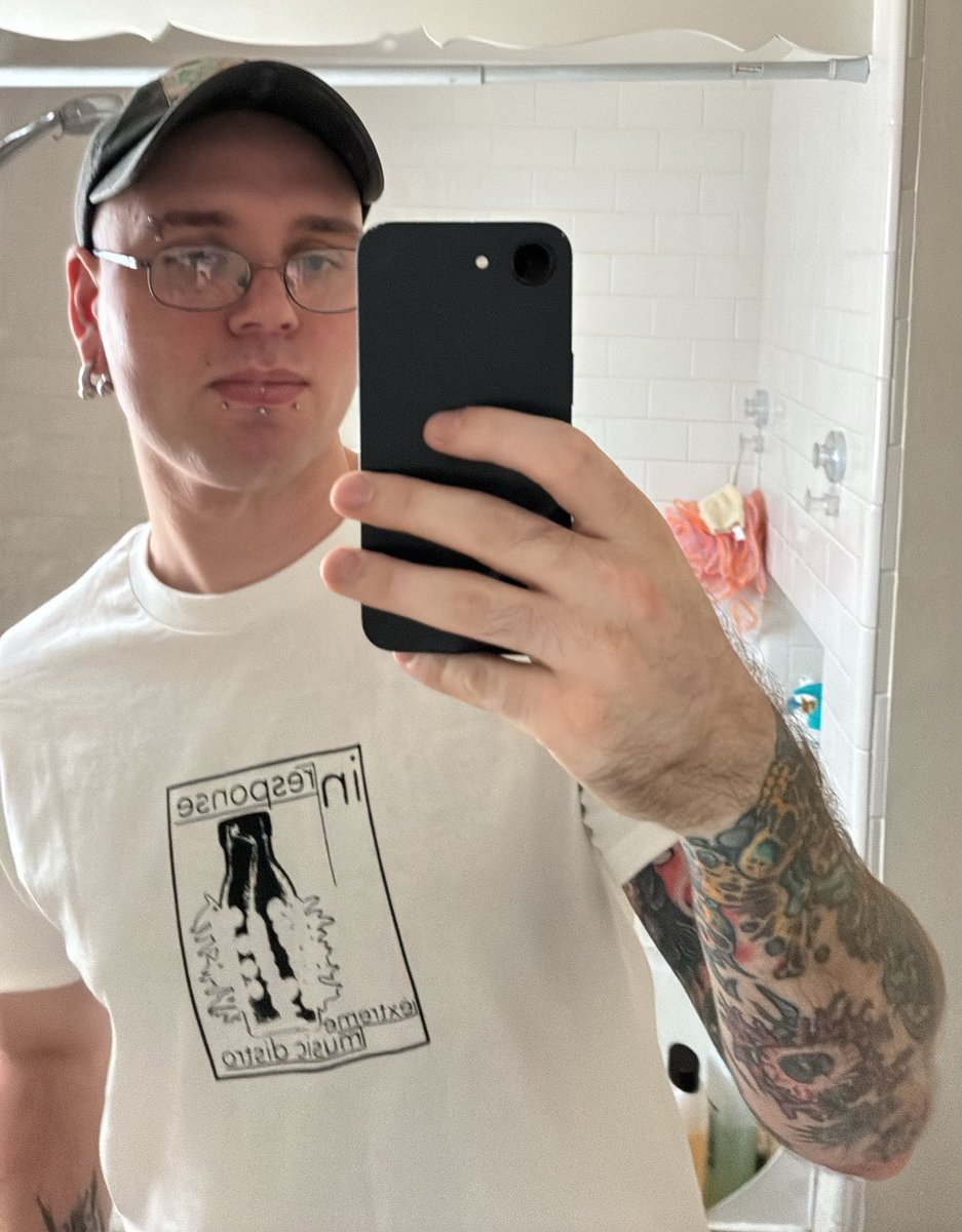 insanesickness_'s tweet photo. https://t.co/qmD1JfKMSx