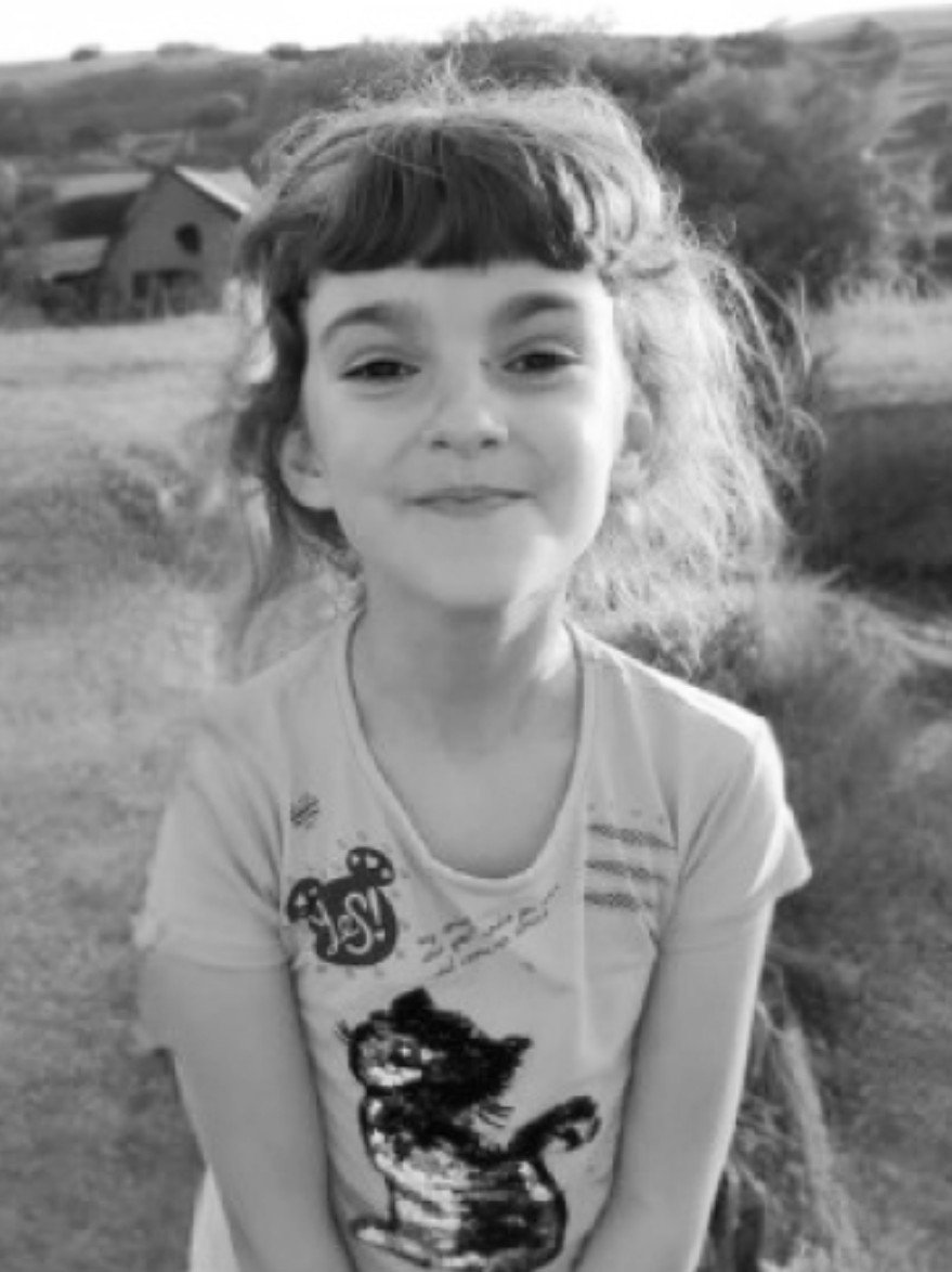 DakdaR22's tweet photo. Varvara was only 9 years old.

On May 9, 2022, a Russian missile destroyed a home in the village of Shypylivka in Luhansk region, where Varvara was hiding in the basement with her uncle, aunt and cousins

All were killed💔

Varvara was the only one whose body could be recovered from the rubble. Her parents buried their little girl in the garden.

She loved making crafts and playing with cousins. Her family called her “Little Sheep” because of her curly hair.

“You were the sweetest little girl in the world.”

She should have been growing up, going to school, making plans.
Instead, russian barbarians took her life at just 9 years old. 💔💔💔

unimaginable suffering🙈
Such beautiful girl...

Rest in peace🙏

(Memorial. UA)