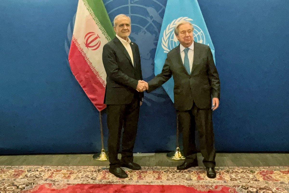 Nexo_Latino's tweet photo. 🔴 El presidente de Irán, Masud Pezeshkian, se reunió con el secretario general de la ONU, António Guterres, en Nueva York. https://t.co/j3Ss7tTMTK