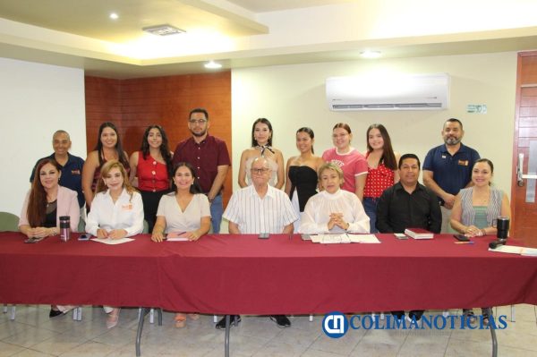 colimanoticias's tweet photo. Educación Colima entregó 10 plazas de Educación Especial; 7 de ellas de nueva creación
-
#colimanoticias #Colima
-
https://t.co/V3eUUbED8Z https://t.co/E0li6NZc3f