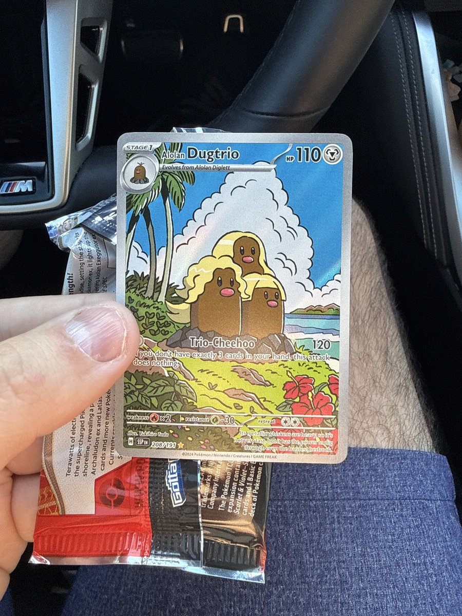 PokeHawkTV's tweet photo. Just pulled a Dugtrio! Radom pack from the comic book store! #pokemon https://t.co/eeQX0JFKsy