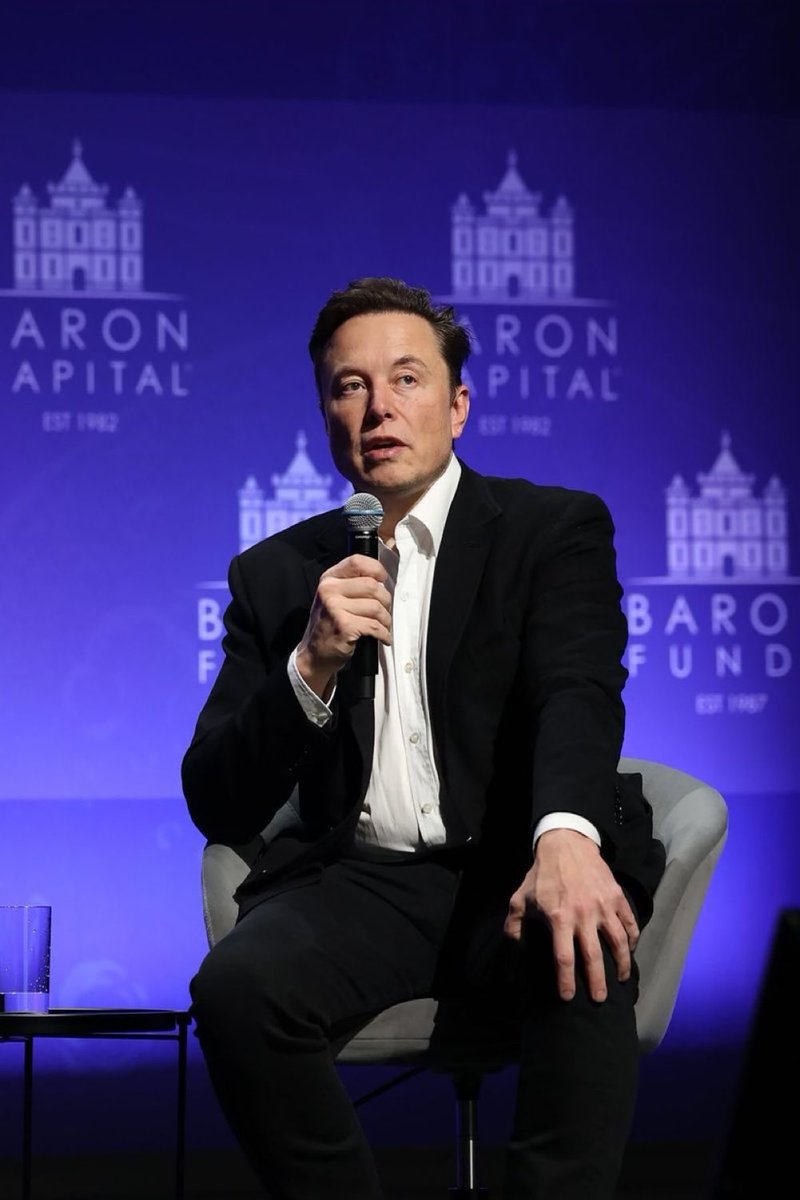 ElonCommenv1's tweet photo. How much do you still trust Elon Musk ?

A. 100%
B. 75%
C. 50%
D. 25%
E. 0% https://t.co/vdHfgwJhax