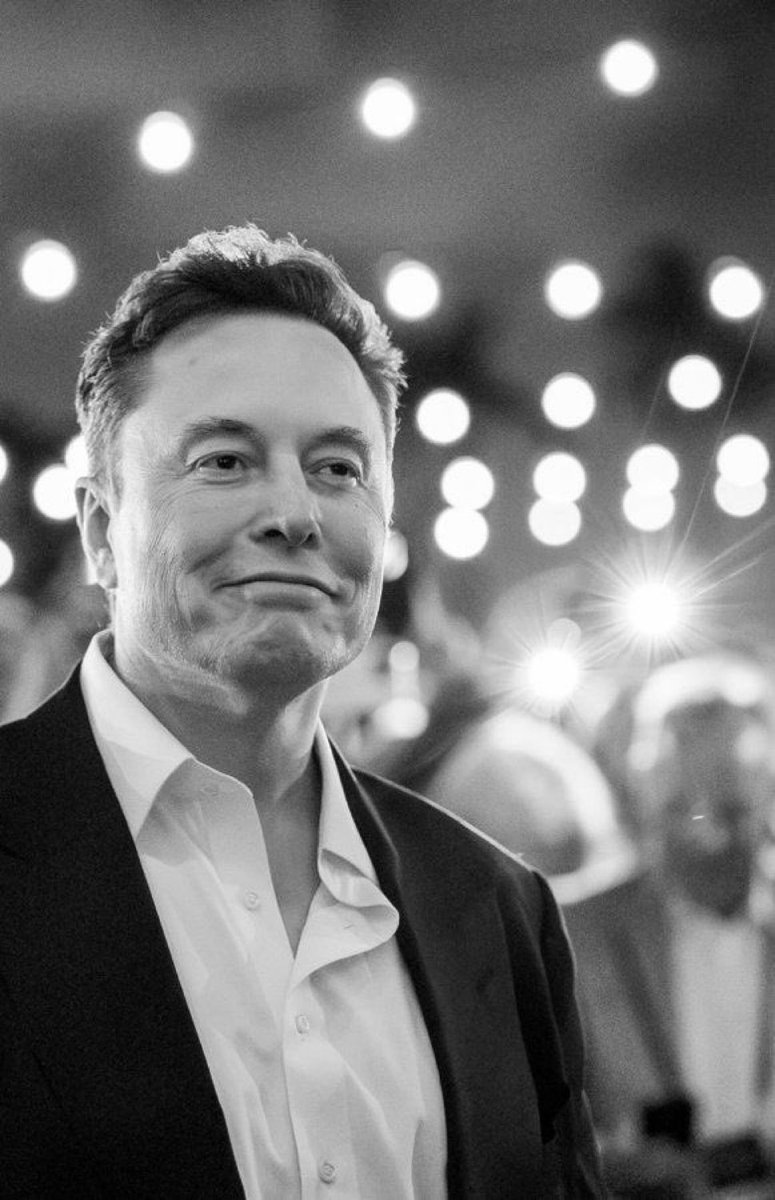 ElonCommenv1's tweet photo. 🤔 If you had the chance to spend one day with Elon Musk, would you take it?🇺🇲

A) Yes 🟢 

B) No 🔴 

Cast your vote below 👇🤔 https://t.co/8BfeD3hXdd
