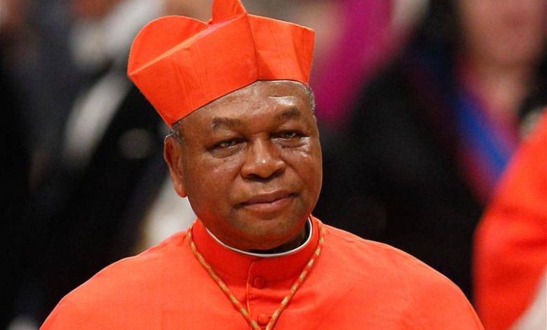 ParallelFacts's tweet photo. 'You Have No Right to Tell Nigerians Who to Vote for as President' — Bishop Onaiyekan Warns Mbah, Soludo, Other Governors https://t.co/Fzw5XhycSp https://t.co/nf01CNNqnP