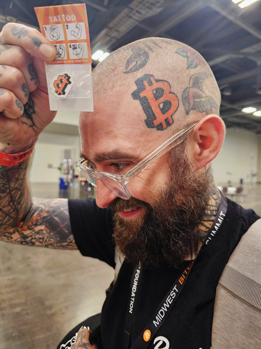 Lady_Block_Jane's tweet photo. Found someone putting the “skin” in skin in the game. 👀
Apparently my temporary tattoo stickers are just suggestions. Lifetime option available. 😄
@MWBTCSummit
@artbyshipwreck https://t.co/1ydMbu8zYH