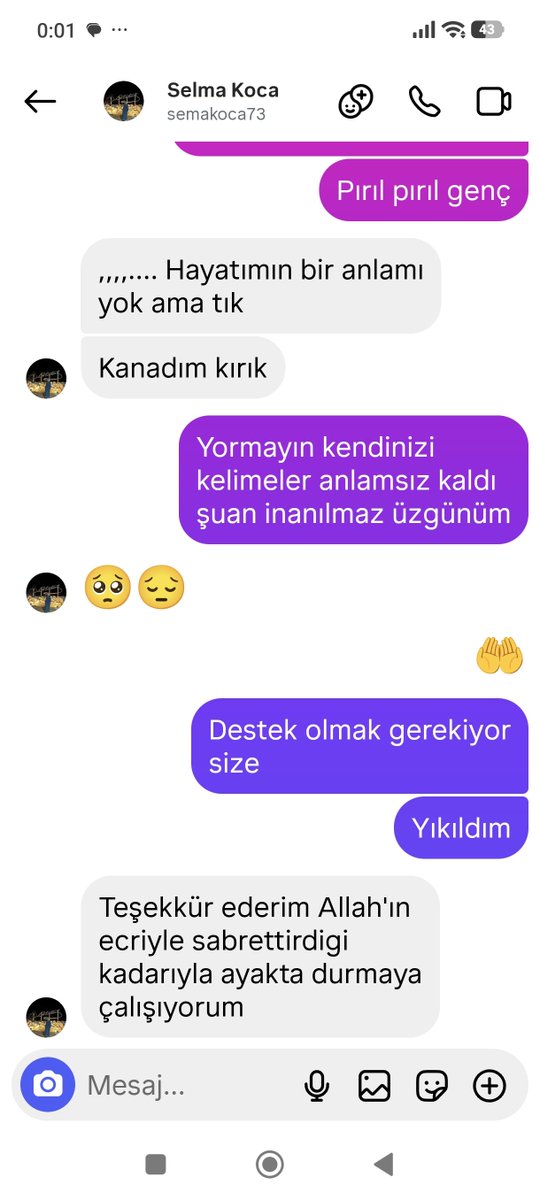 fool_hunte89976's tweet photo. Gelde üzülme biraz önce öğrendim insanın yüzü gulmeyince gülmüyor https://t.co/TJI4rnA31v