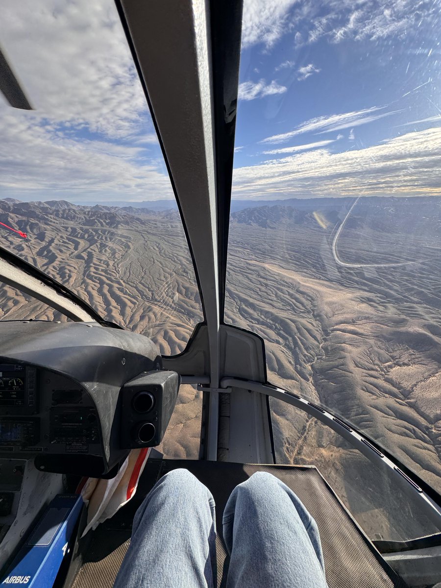 Alessandra0542's tweet photo. Aerial views, endless memories, and an experience to remember. 🚁💫 https://t.co/yTVqbGBVg5