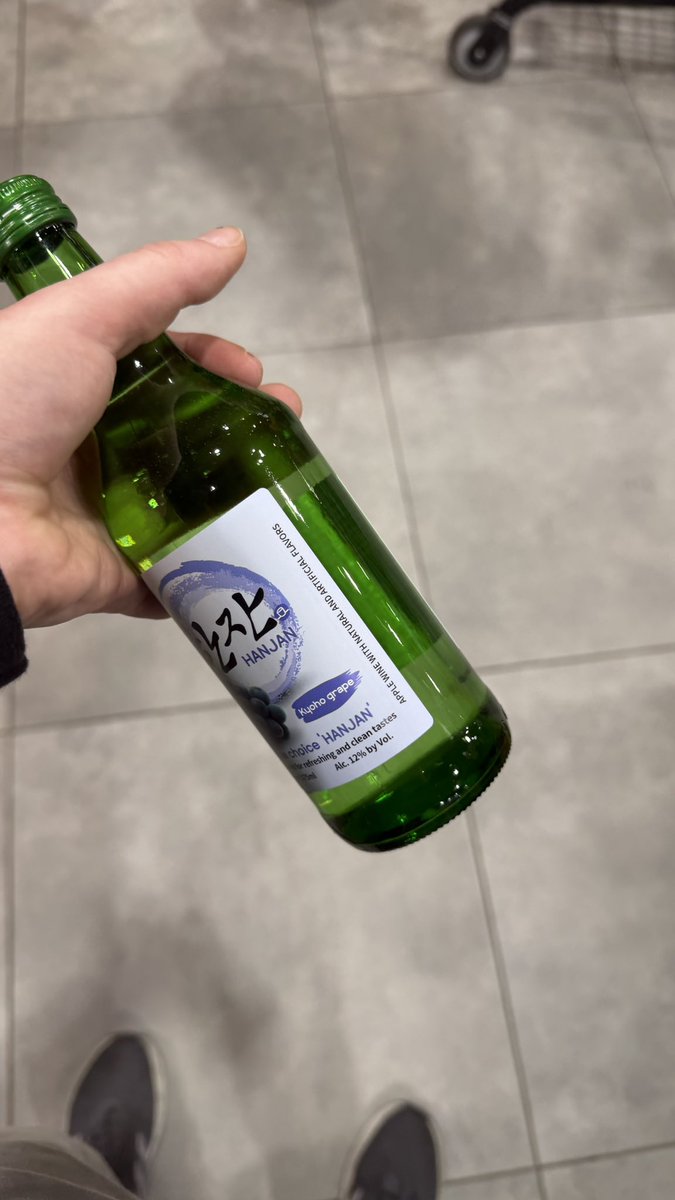 MillzIRL's tweet photo. ALCOHOL FRIDAY!!!!! https://t.co/e5koZgoOVn