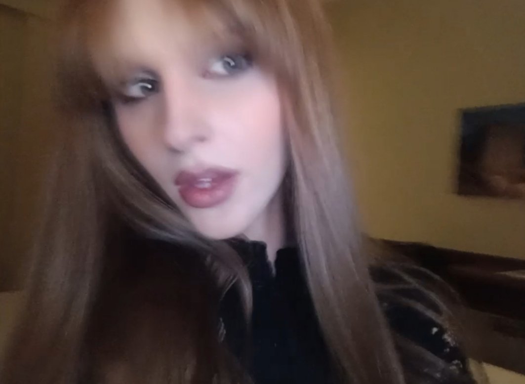evajiazz's tweet photo. me #transgirl https://t.co/89Q5R5hAuW