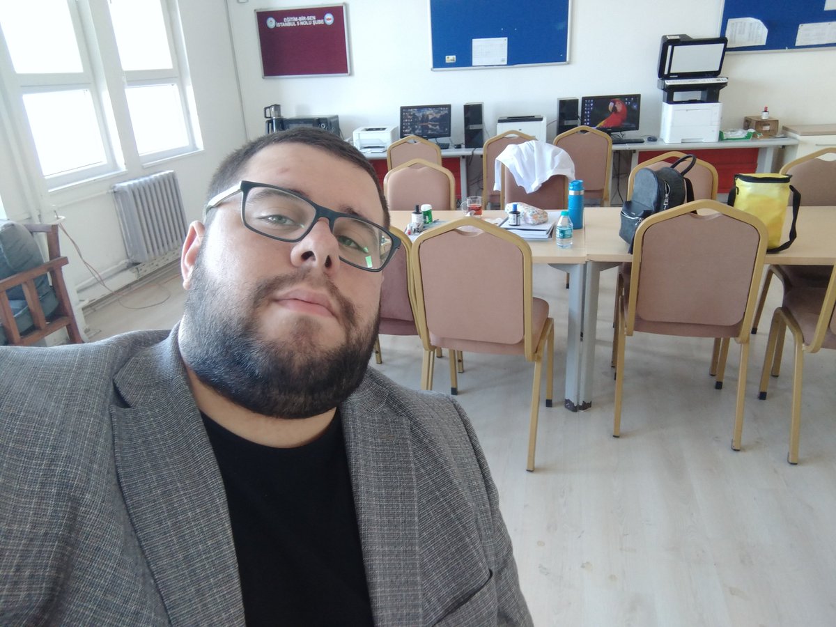 BABUFERHATrhz's tweet photo. Öğretmenlik Mesaisinden Devam https://t.co/fmznAGr50S